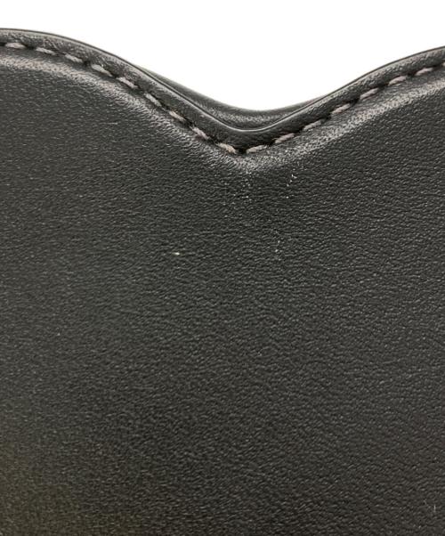 COACH（コーチ）COACH (コーチ) ハート クロスボディ 14/ショルダーバッグ ブラックの古着・服飾アイテム