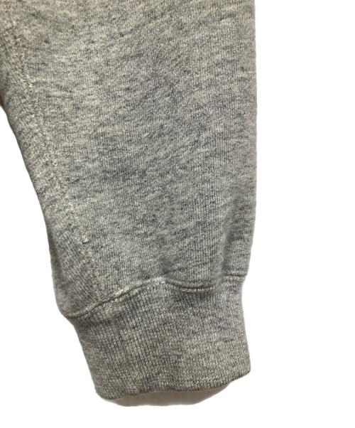 RUSSELL ATHLETIC（ラッセルアスレチック）RUSSELL ATHLETIC (ラッセルアスレチック) プルオーバーパーカー グレー サイズ:Mの古着・服飾アイテム