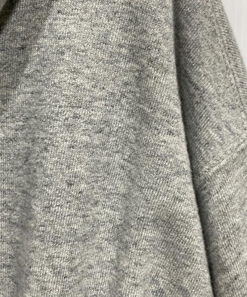 RUSSELL ATHLETIC（ラッセルアスレチック）RUSSELL ATHLETIC (ラッセルアスレチック) プルオーバーパーカー グレー サイズ:Mの古着・服飾アイテム