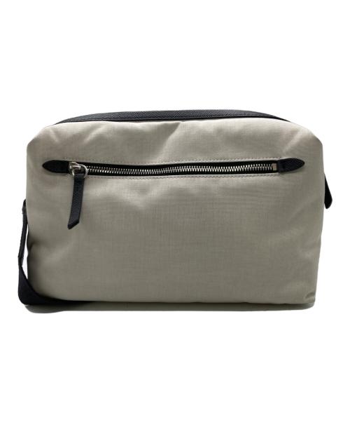 Martin Margiela11（マルタンマルジェラ11）Martin Margiela11 (マルタンマルジェラ11) ピローショルダーバッグ / GLAM SLAM SPORT CAMERA BAG ホワイトの古着・服飾アイテム