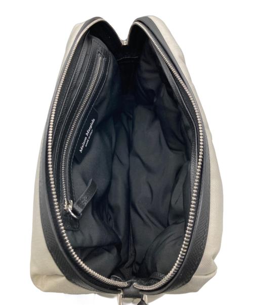 Martin Margiela11（マルタンマルジェラ11）Martin Margiela11 (マルタンマルジェラ11) ピローショルダーバッグ / GLAM SLAM SPORT CAMERA BAG ホワイトの古着・服飾アイテム