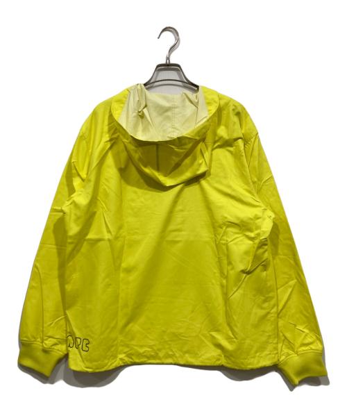 A.P.C.（アーペーセー）A.P.C. (アーペーセー) ロゴプリントアノラックパーカー イエロー サイズ:Mの古着・服飾アイテム