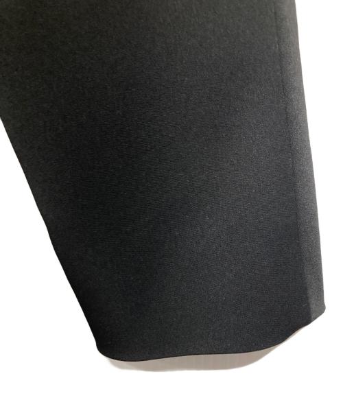 Noble（ノーブル）Noble (ノーブル) スリーブスリットケープジャケット ブラック サイズ:36の古着・服飾アイテム