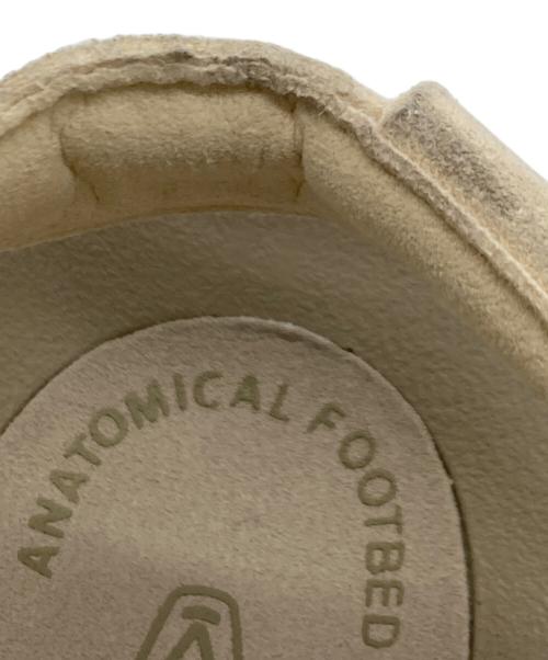 KEEN（キーン）KEEN (キーン) ユニーク アイボリー サイズ:24.5cmの古着・服飾アイテム