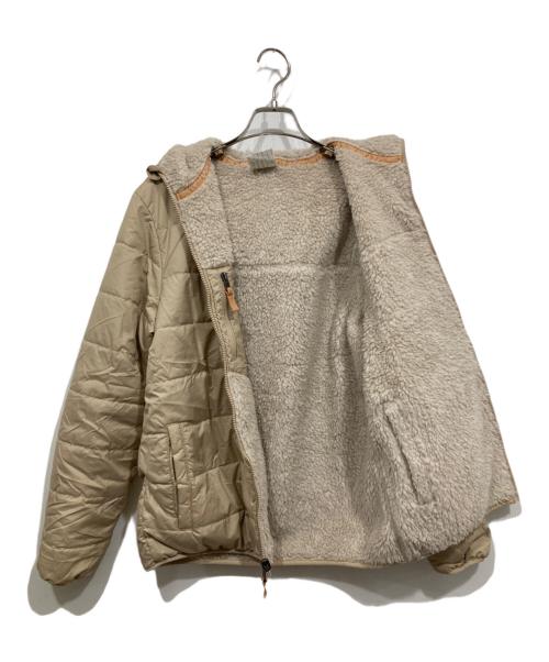 Patagonia（パタゴニア）Patagonia (パタゴニア) リバーシブル・レディ・フレディ・フーディ ベージュ サイズ:キッズサイズXXL（16-18）の古着・服飾アイテム