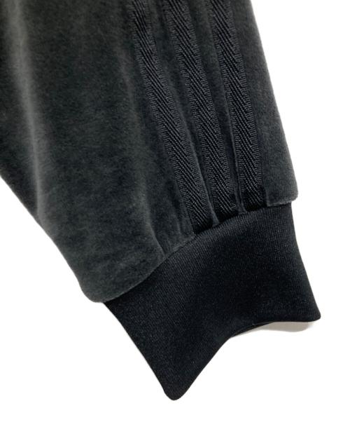 adidas（アディダス）adidas (アディダス) ベロアジャケット / アディカラー ベロア トラックトップ ブラック サイズ:2XLの古着・服飾アイテム