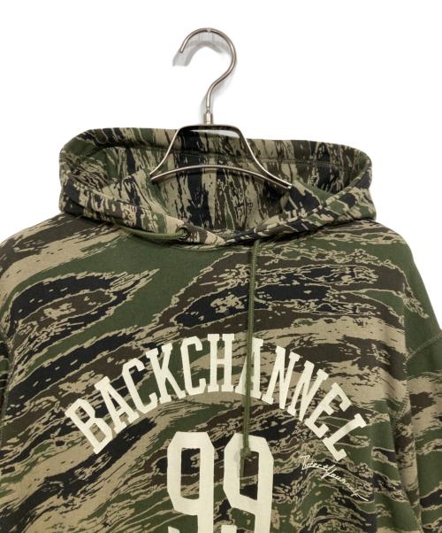 BACK CHANNEL（バックチャンネル）BACK CHANNEL (バックチャンネル) ロゴカモフラパーカー グリーン サイズ:Lの古着・服飾アイテム