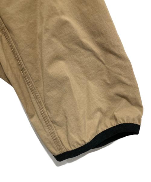 NIKE（ナイキ）NIKE (ナイキ) テックウィンドランナー / Tech Windrunner ベージュ サイズ:Mの古着・服飾アイテム