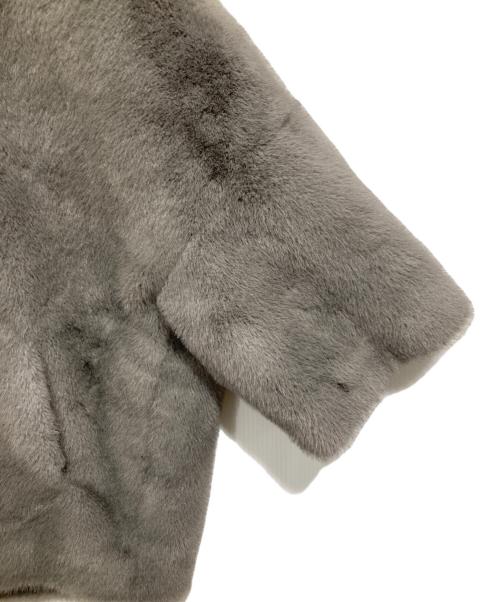 MY WHITE（マイ ホワイト）MY WHITE (マイ ホワイト) DEUXIEME CLASSE  (ドゥーズィエム クラス) Deuxieme Classe別注 GREY ファーブルゾン グレー サイズ:Uの古着・服飾アイテム