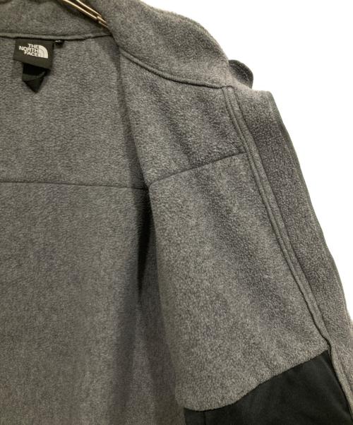 THE NORTH FACE（ザ ノース フェイス）THE NORTH FACE (ザ ノース フェイス) デナリジャケット グレー サイズ:Mの古着・服飾アイテム
