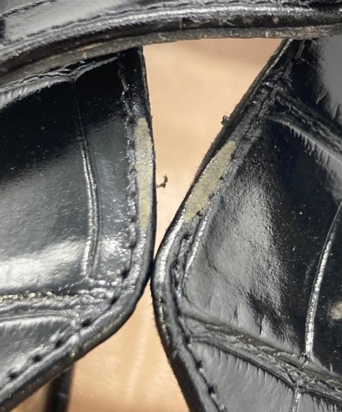 FABIO RUSCONI（ファビオルスコーニ）FABIO RUSCONI (ファビオルスコーニ) 型押しスクエアトゥ ストラップフラットパンプス ブラック サイズ:23.5cmの古着・服飾アイテム