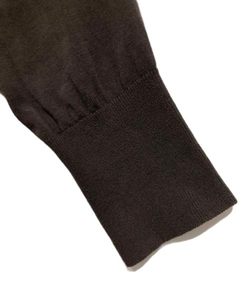 MUSE de Deuxieme Classe（ミューズ ドゥーズィエム クラス）MUSE de Deuxieme Classe (ミューズ ドゥーズィエム クラス) shake code Vネックプルオーバー ブラウン サイズ:サイズ記載なしの古着・服飾アイテム