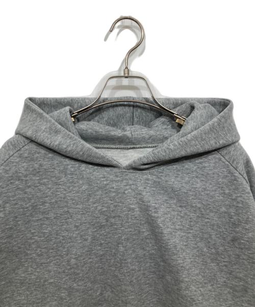 CAPRICIEUX LE'MAGE（カプリシューレマージュ）CAPRICIEUX LE'MAGE (カプリシューレマージュ) クロップフーディー グレー サイズ:freeの古着・服飾アイテム