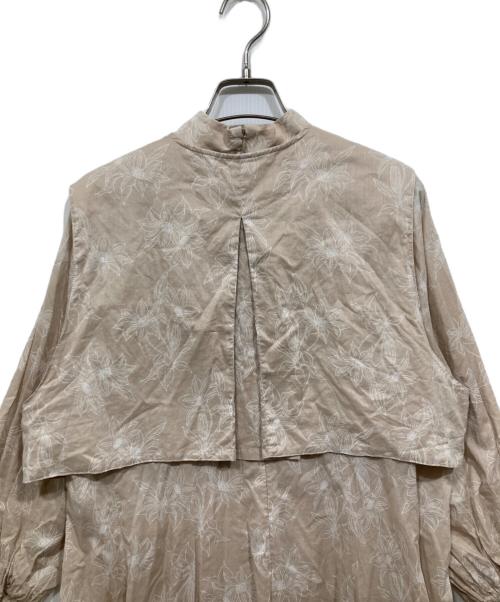 foufou（フーフー ザドレス）foufou (フーフー ザドレス) はなたば クレマチス ワンピース ベージュ サイズ:1の古着・服飾アイテム