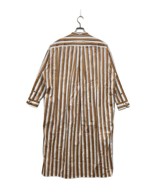 ticca（ティッカ）ticca (ティッカ) バンドカラースクエアビッグロング シャツワンピース ベージュ サイズ:FREEの古着・服飾アイテム