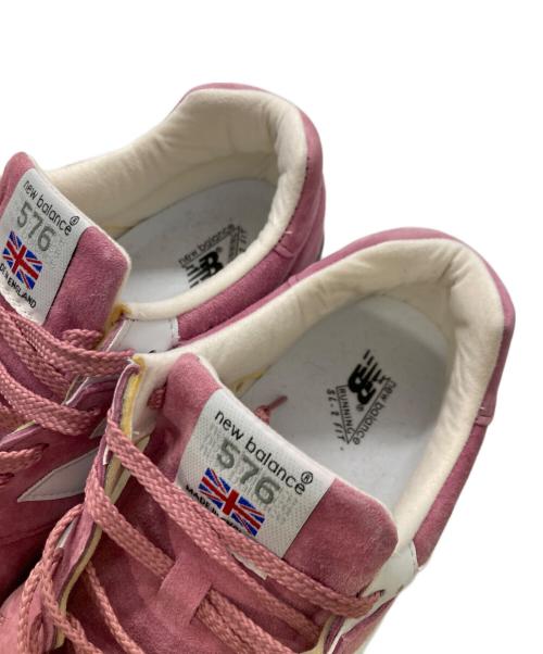 NEW BALANCE（ニューバランス）NEW BALANCE (ニューバランス) ローカットスニーカー/30周年 イングランド製 ピンク サイズ:UK11/2の古着・服飾アイテム