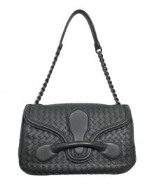 BOTTEGA VENETA（ボッテガベネタ）の古着「リアルト イントレチャート フラップワンショルダーバッグ」｜ブラック