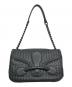 BOTTEGA VENETA（ボッテガベネタ）の古着「リアルト イントレチャート フラップワンショルダーバッグ」｜ブラック