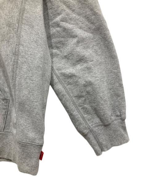 SUPREME（シュプリーム）SUPREME (シュプリーム) プルオーバーパーカー / KAWS Chalk Logo Hooded Sweatshirt グレー サイズ:ＸＬの古着・服飾アイテム