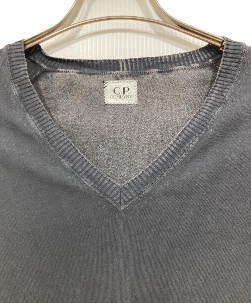 C.P COMPANY（シーピーカンパニー）C.P COMPANY (シーピーカンパニー) Vネックニット ネイビー サイズ:48の古着・服飾アイテム