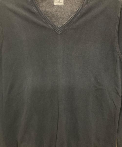 C.P COMPANY（シーピーカンパニー）C.P COMPANY (シーピーカンパニー) Vネックニット ネイビー サイズ:48の古着・服飾アイテム
