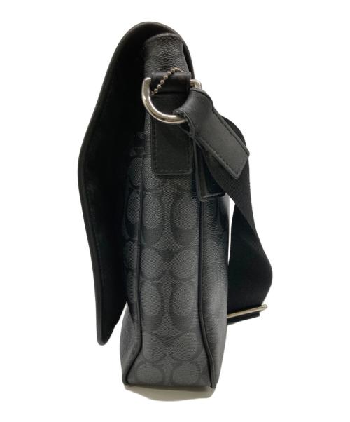 COACH（コーチ）COACH (コーチ) クロスボディフラップショルダーバッグ ブラックの古着・服飾アイテム