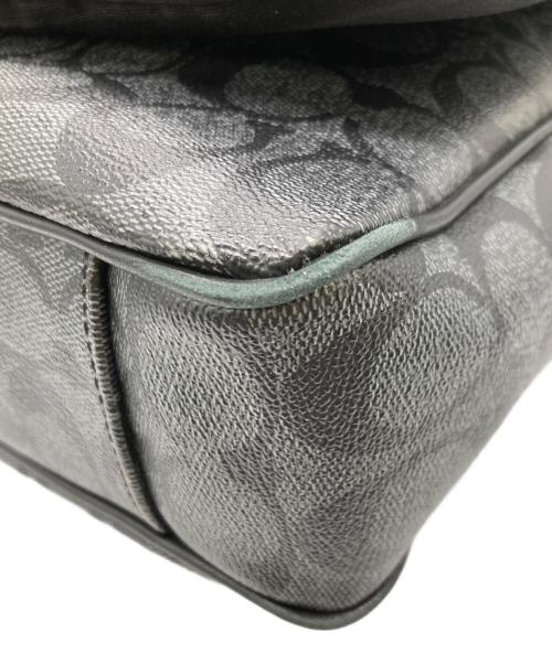 COACH（コーチ）COACH (コーチ) クロスボディフラップショルダーバッグ ブラックの古着・服飾アイテム