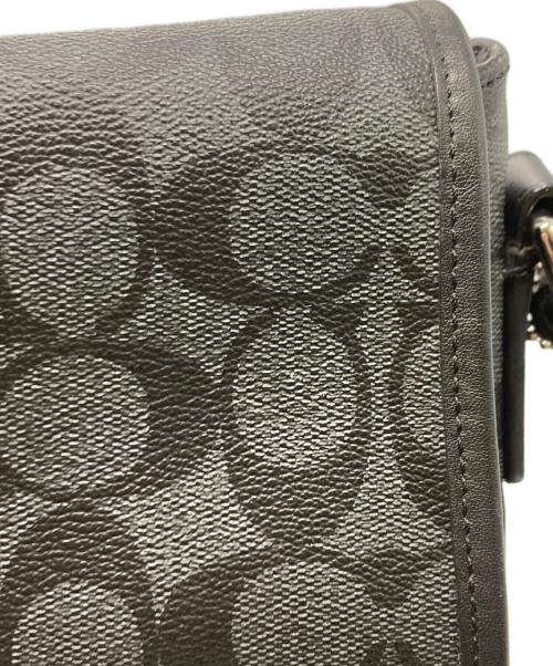 COACH（コーチ）COACH (コーチ) クロスボディフラップショルダーバッグ ブラックの古着・服飾アイテム