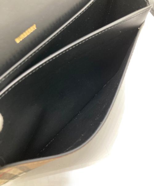 BURBERRY（バーバリー）BURBERRY (バーバリー) ハンプシャー ショルダーバッグ ブラックの古着・服飾アイテム