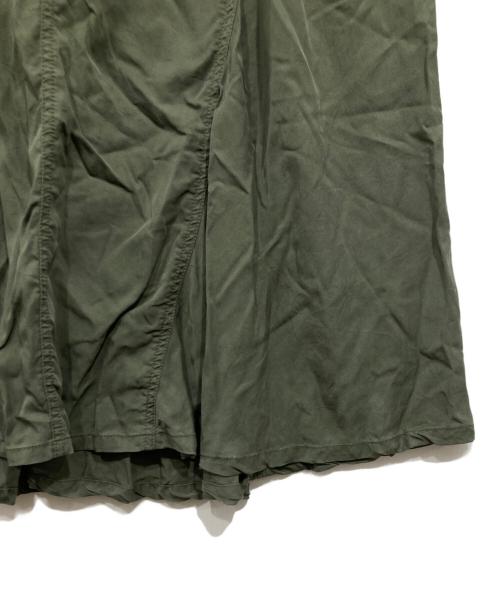 BEARDSLEY（ビアズリー）BEARDSLEY (ビアズリー) カーゴスカート グリーン サイズ:Fの古着・服飾アイテム
