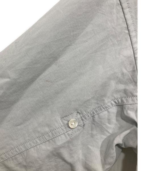 BEARDSLEY（ビアズリー）BEARDSLEY (ビアズリー) バイオカラーレス シャツ グレー サイズ:Fの古着・服飾アイテム