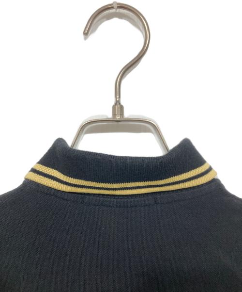 FRED PERRY（フレッドペリー）FRED PERRY (フレッドペリー) ポロシャツ ブラック サイズ:40　101cmの古着・服飾アイテム