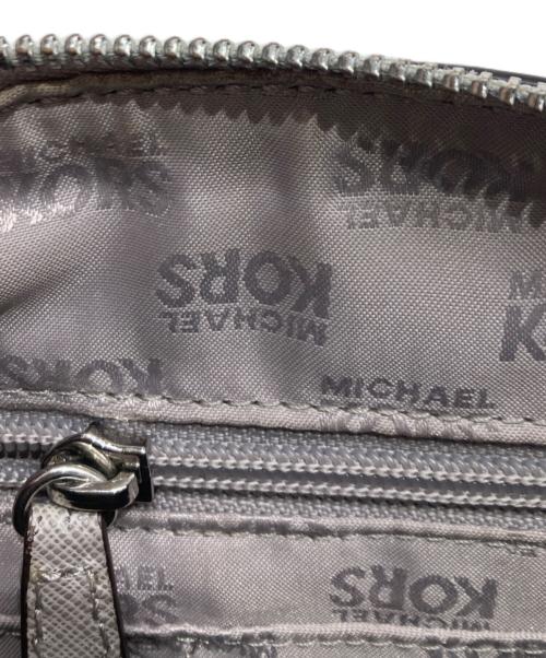 MICHAEL KORS（マイケル・コース）MICHAEL KORS (マイケル・コース) 2WAYショルダーバッグ ベージュの古着・服飾アイテム