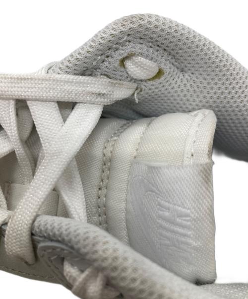 NIKE（ナイキ）NIKE (ナイキ) ローカットスニーカー ホワイト×グレー サイズ:23.5の古着・服飾アイテム