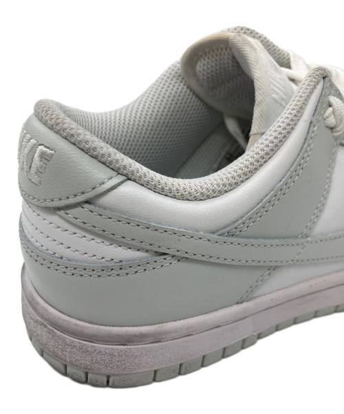 NIKE（ナイキ）NIKE (ナイキ) ローカットスニーカー ホワイト×グレー サイズ:23.5の古着・服飾アイテム