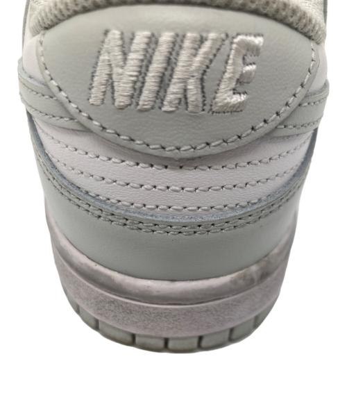 NIKE（ナイキ）NIKE (ナイキ) ローカットスニーカー ホワイト×グレー サイズ:23.5の古着・服飾アイテム