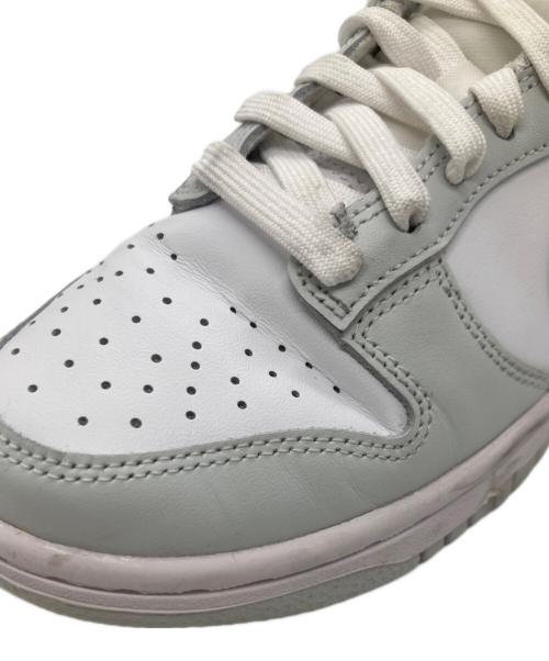 NIKE（ナイキ）NIKE (ナイキ) ローカットスニーカー ホワイト×グレー サイズ:23.5の古着・服飾アイテム