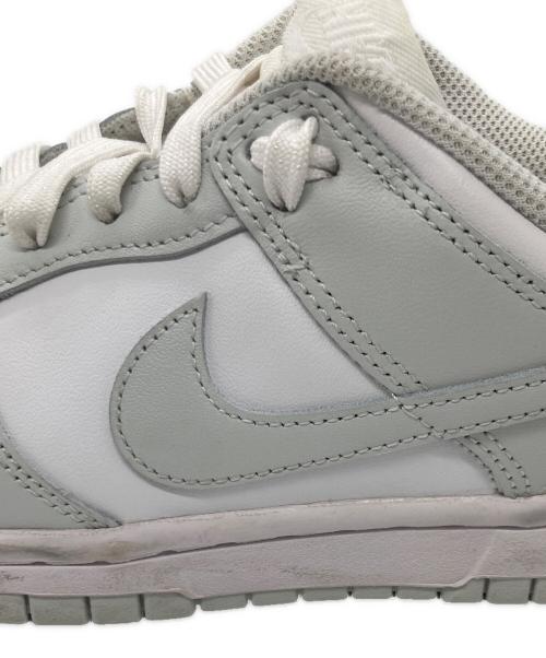 NIKE（ナイキ）NIKE (ナイキ) ローカットスニーカー ホワイト×グレー サイズ:23.5の古着・服飾アイテム