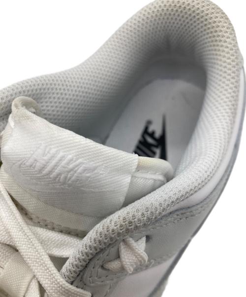 NIKE（ナイキ）NIKE (ナイキ) ローカットスニーカー ホワイト×グレー サイズ:23.5の古着・服飾アイテム