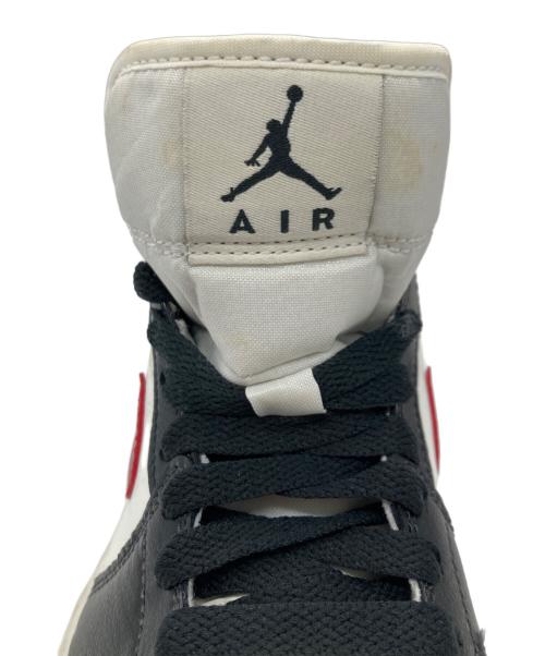 NIKE（ナイキ）NIKE (ナイキ) ハイカットスニーカー / Women's Air Jordan 1 Mid ホワイト サイズ:23.5㎝の古着・服飾アイテム