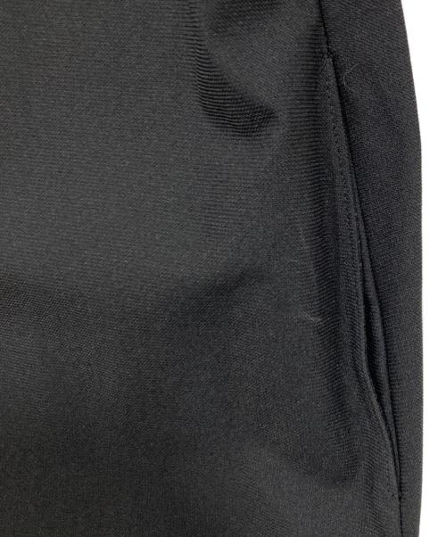 ADORE（アドーア）ADORE (アドーア) メモリートリコットワンピース ブラック サイズ:38の古着・服飾アイテム