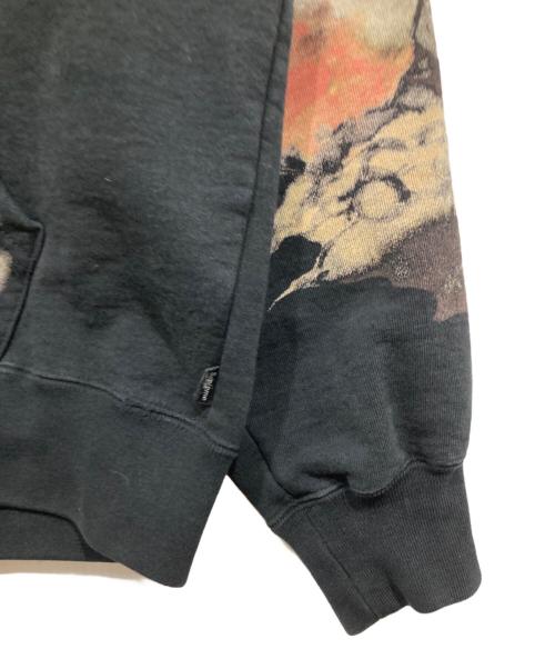 SUPREME（シュプリーム）SUPREME (シュプリーム) ジップパーカー / Frank Frazetta Zip Up Hooded Sweatshirts ブラック サイズ:Ｓの古着・服飾アイテム