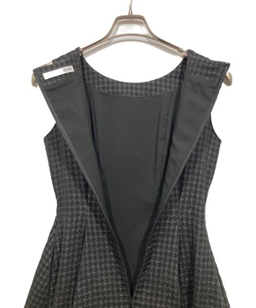 JENNE（ジェンヌ）JENNE (ジェンヌ) 膨れジャガードフレアワンピース ブラック サイズ:Sの古着・服飾アイテム