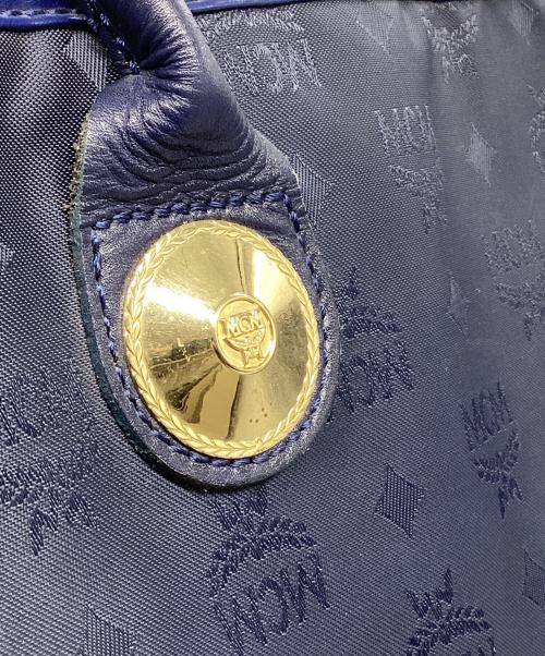 MCM（エムシーエム）MCM (エムシーエム) ナイロントートバッグ ネイビーの古着・服飾アイテム