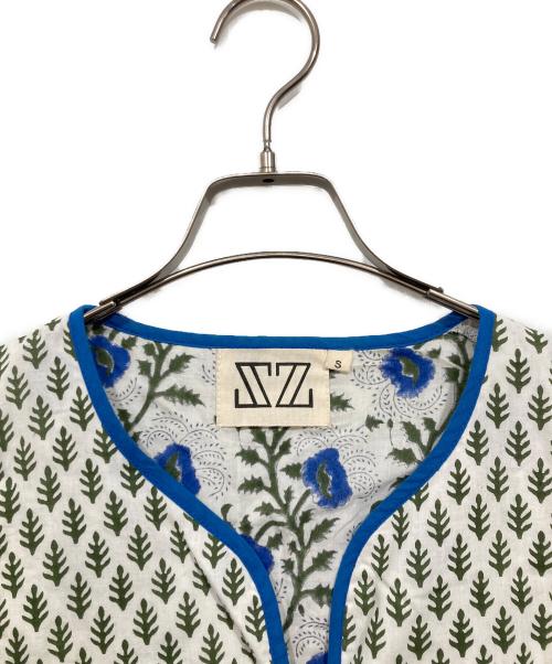 SZ Blockprints（エスゼットブロックプリント）SZ Blockprints (エスゼットブロックプリント) 総柄ワンピース / KITY DRESS ホワイト×ブルー サイズ:Ｓの古着・服飾アイテム