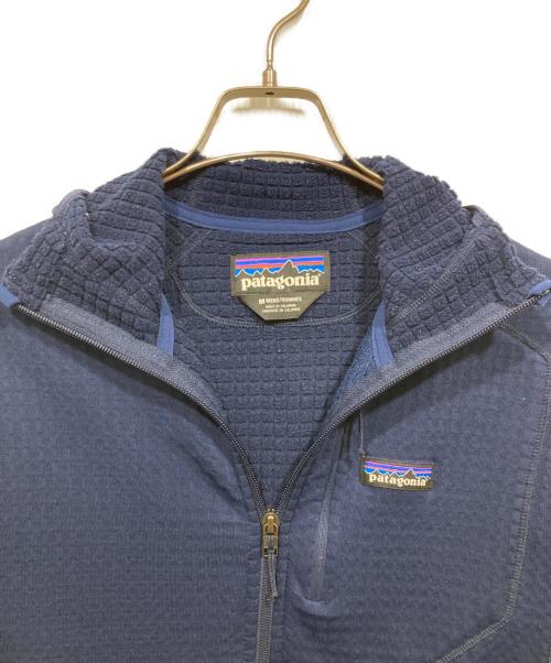 Patagonia（パタゴニア）Patagonia (パタゴニア) R1 フルジップ フーディ ネイビー サイズ:Ｍの古着・服飾アイテム