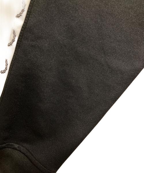 FRED PERRY（フレッドペリー）FRED PERRY (フレッドペリー) トラックジャケット / Taped Track Jacket ブラック サイズ:Lの古着・服飾アイテム
