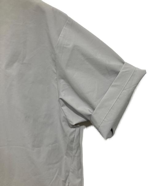 URBAN RESEARCH（アーバンリサーチ）URBAN RESEARCH (アーバンリサーチ) 半袖シャツ / SOLOTEX STRETCH SHORT-SLEEVE SHIRTS ブルー サイズ:Mの古着・服飾アイテム