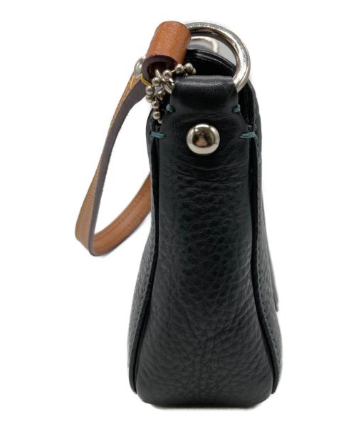 COACH（コーチ）COACH (コーチ) チェルシーターンロックホーボーワンショルダーバッグ ブラックの古着・服飾アイテム