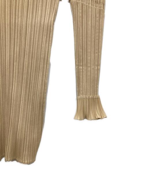 PLEATS PLEASE（プリーツプリーズ）PLEATS PLEASE (プリーツプリーズ) プリーツカットソー ベージュ サイズ:3の古着・服飾アイテム